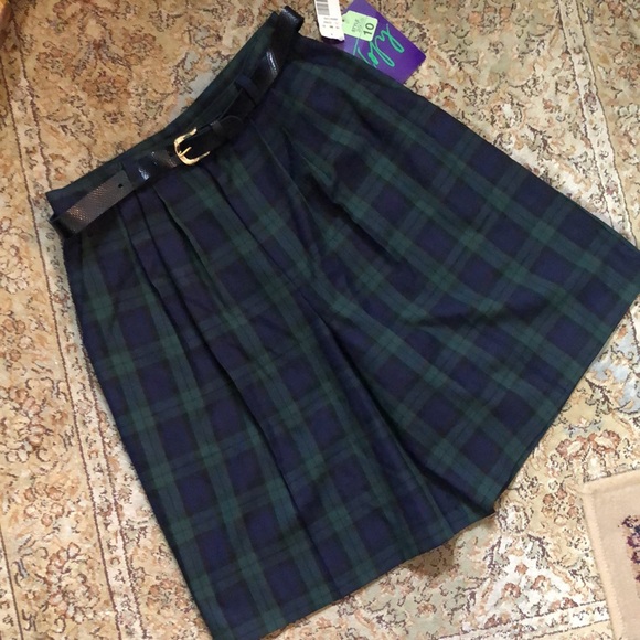 VINTAGE ‘92 Tofay Pleated Bermuda Plaid DeadStock - Picture 11 of 14